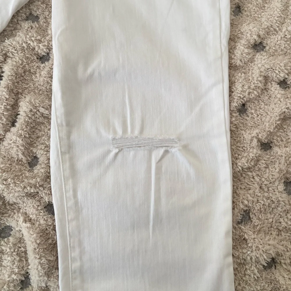 Jessica Simpson High Rise Straight Leg Ankle Cutoff Frayed Jeans  29 White Pants - Picture 9 of 11